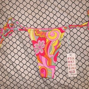 Frankie’s Bikinis x Hailee Steinfeld Tia bottoms